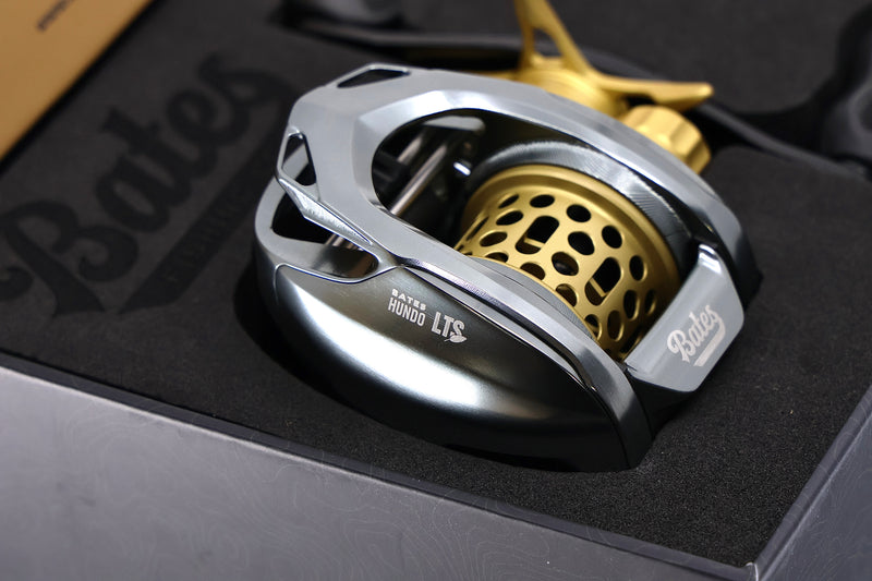 Load image into Gallery viewer, Bates - The Hundo LTS Baitcast Reel (RH)
