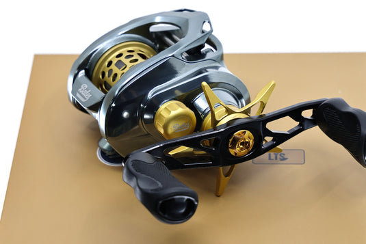 Bates - The Hundo LTS Baitcast Reel (RH)