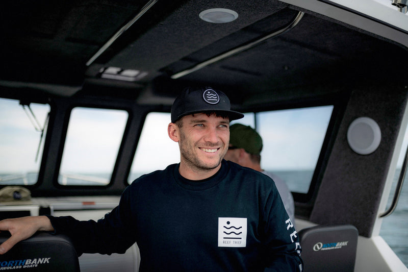 Load image into Gallery viewer, Reef Thief Logo Long Sleeve Tee - Navy
