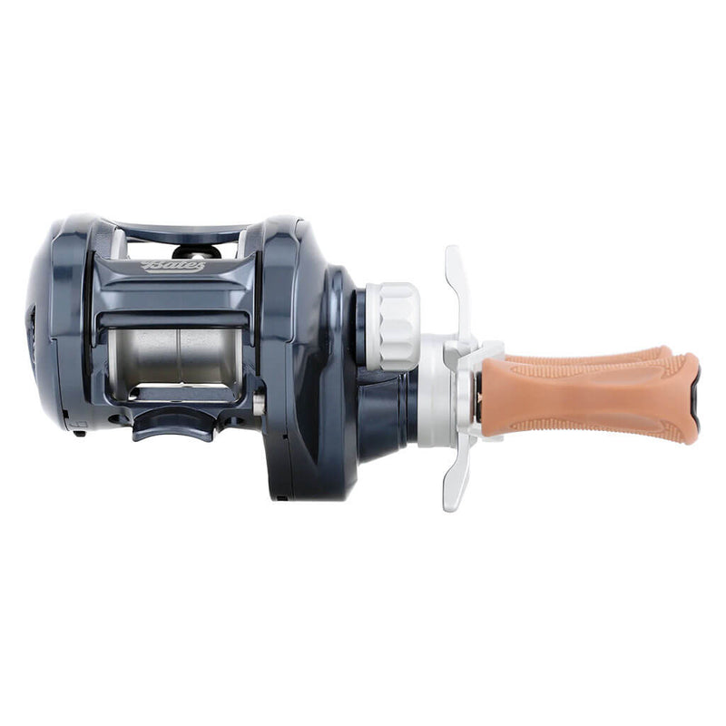 Load image into Gallery viewer, Bates - The Hundo Salty Baitcast Reel (RH)
