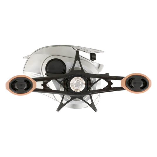 Bates - The Hundo Baitcast Reel (RH)
